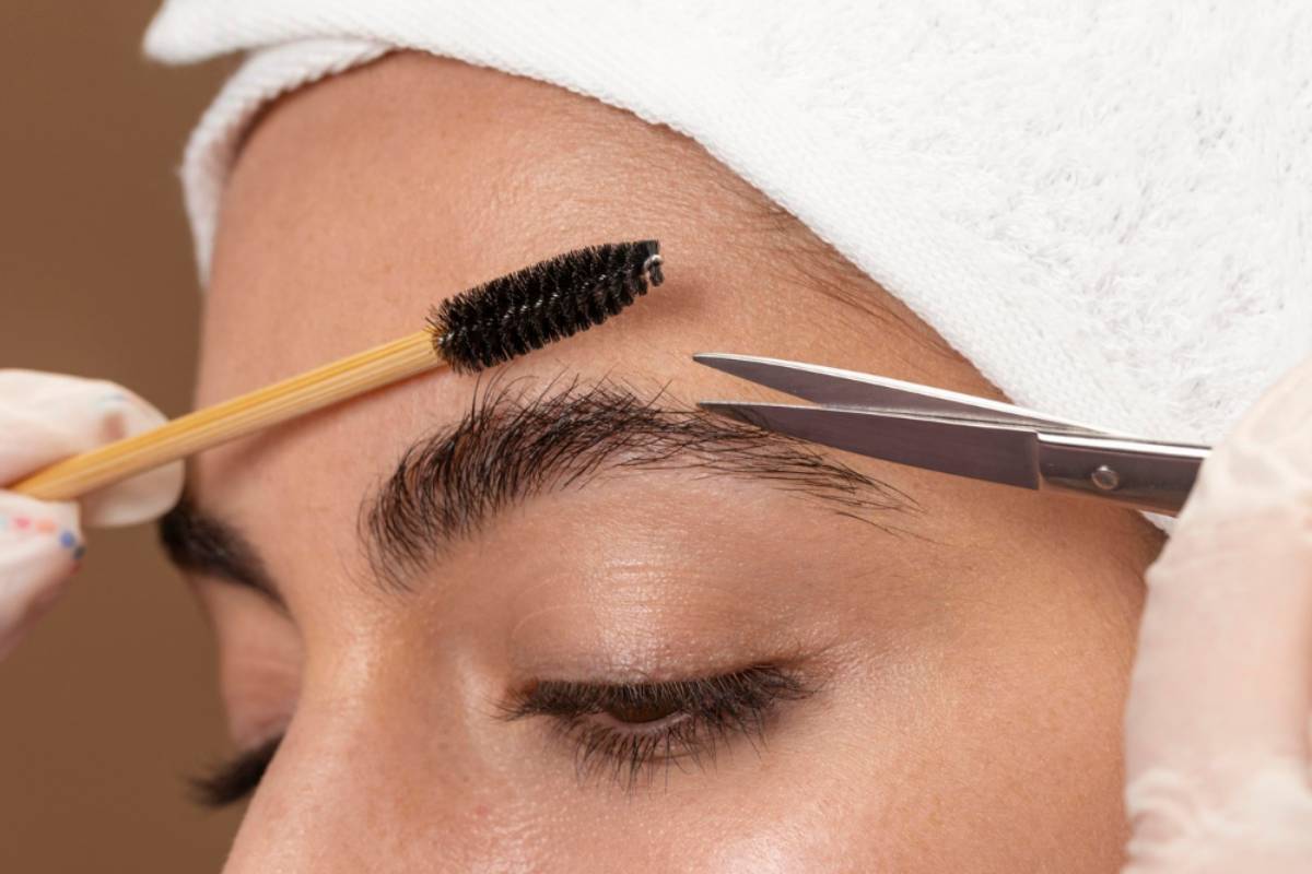 The Latest Trends in Eyebrow Styling