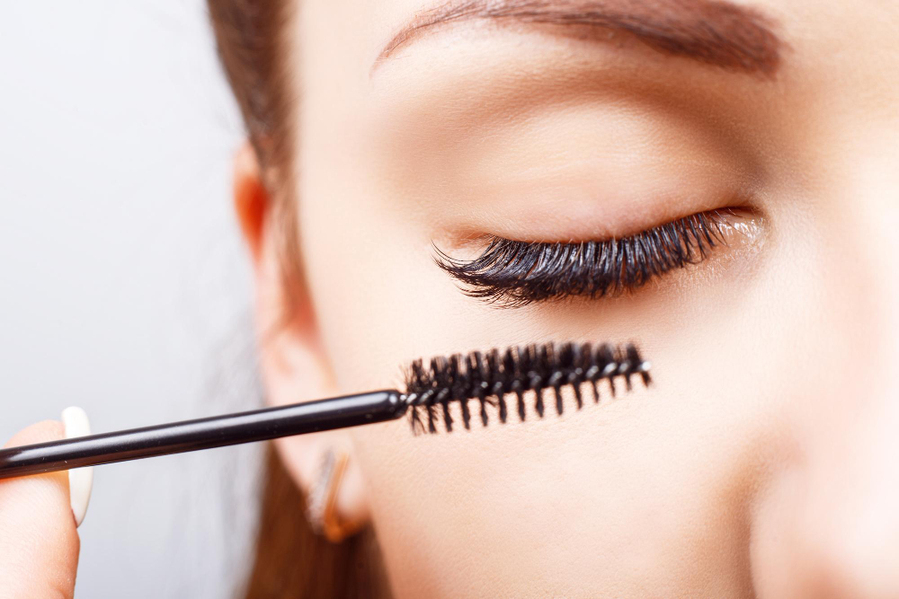 The Importance of Cleaning Your Lash Extensions Every Day