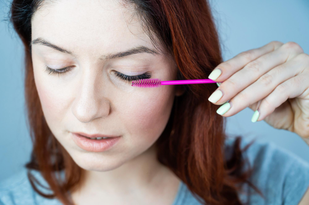 How to Properly Clean Your Eyelash Extensions