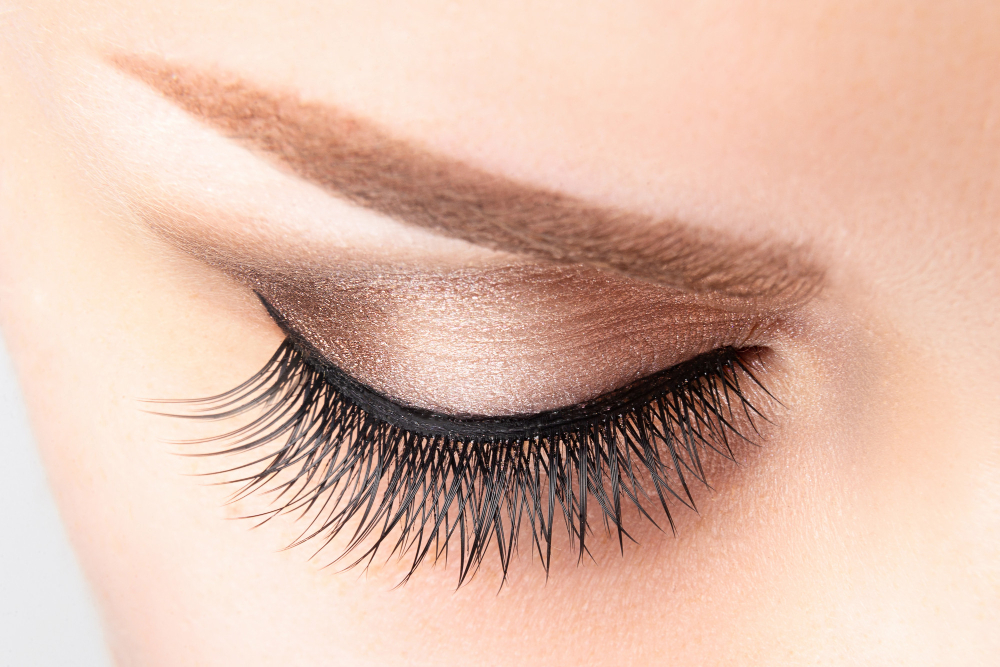 Revolutionize Your Look with Lash Extensions in Orlando