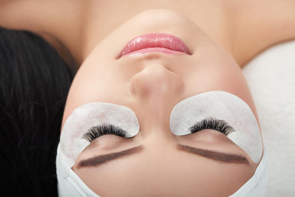 Tips to Make Your Eyelash Extension Experience as Relaxing as Possible