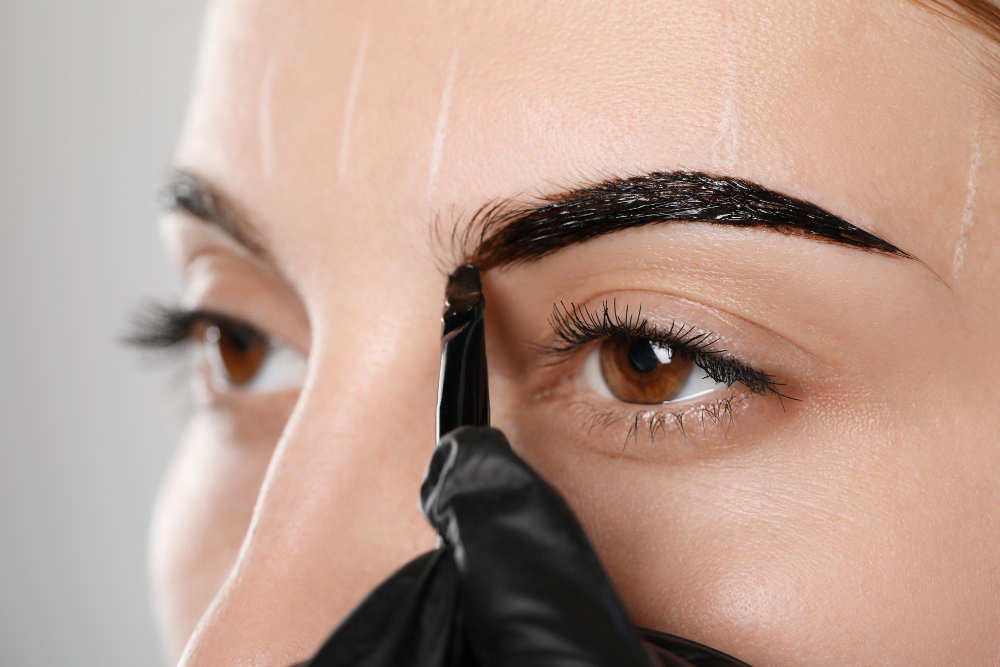 Eyebrow Tinting: What to Expect and How to Prepare