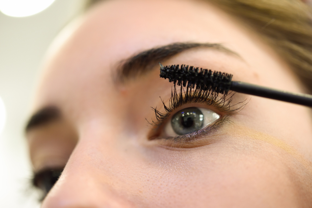 Secrets to Long-Lasting Eyelash Lifts